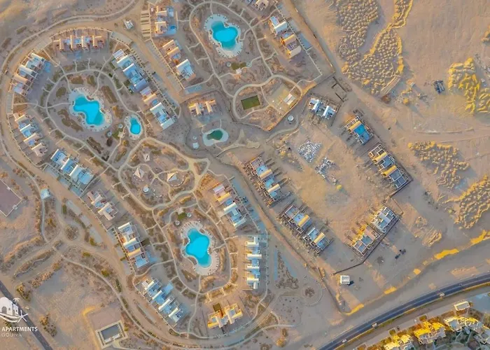 Sophisticated 1br 1,5 Bath Duplex - Kamaran El Gouna, Pool View & Access *
