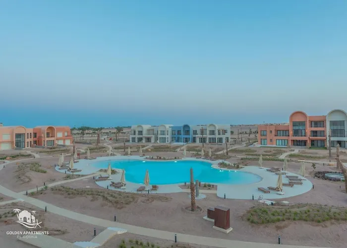 Sophisticated 1br 1,5 Bath Duplex - Kamaran El Gouna, Pool View & Access شقة الغردقة