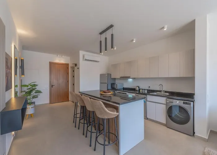 شقة Sophisticated 1br 1,5 Bath Duplex - Kamaran El Gouna, Pool View & Access *