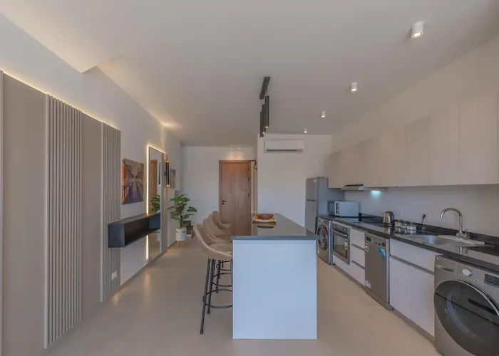 Sophisticated 1br 1,5 Bath Duplex - Kamaran El Gouna, Pool View & Access